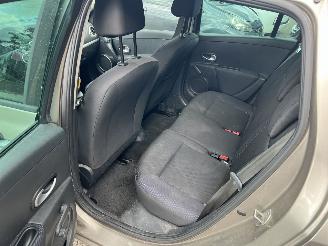 Renault Clio Estate 1.2 TCE Dynamique picture 17