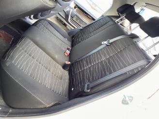 Mazda 2 2 (DE), Hatchback, 2007 / 2015 1.3 16V S-VT picture 23