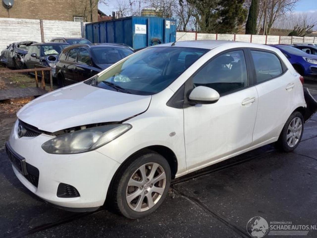 Mazda 2 2 (DE), Hatchback, 2007 / 2015 1.3 16V S-VT