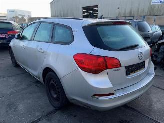 Opel Astra Astra J Sports Tourer (PD8/PE8/PF8), Combi, 2010 / 2015 1.7 CDTi 16V picture 3
