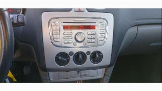 Ford Focus Focus 2, Hatchback, 2004 / 2012 1.6 16V picture 2