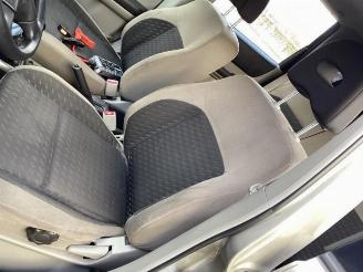 Nissan X-Trail X-Trail (T30), SUV, 2001 / 2013 2.0 16V 4x2 picture 19