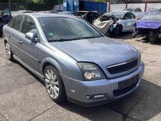 Salvage car Opel Vectra Vectra C GTS, Hatchback 5-drs, 2002 / 2008 3.2 V6 24V 2004/1