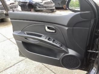 Kia Picanto Picanto (BA), Hatchback, 2004 / 2011 1.1 12V picture 16