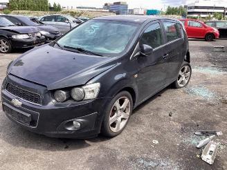 Salvage car Chevrolet Aveo Aveo (300), Hatchback, 2006 / 2015 1.4 16V 2011/7