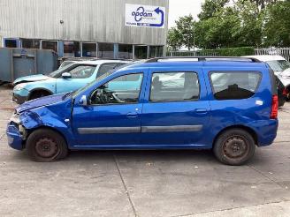 Dacia Logan Logan MCV (KS), Combi, 2007 / 2013 1.6 16V Flexifuel picture 2