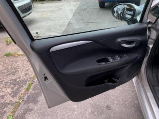 Fiat Punto Punto III (199), Hatchback, 2012 0.9 TwinAir Turbo 100 picture 21