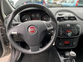 Fiat Punto Punto III (199), Hatchback, 2012 0.9 TwinAir Turbo 100 picture 12