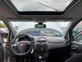 Fiat Punto Punto III (199), Hatchback, 2012 0.9 TwinAir Turbo 100 picture 26