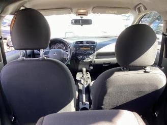 Mitsubishi Space-star Space Star (A0), Hatchback, 2012 1.0 12V picture 25