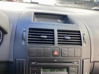 Volkswagen Polo Polo IV (9N1/2/3), Hatchback, 2001 / 2012 1.4 16V picture 28