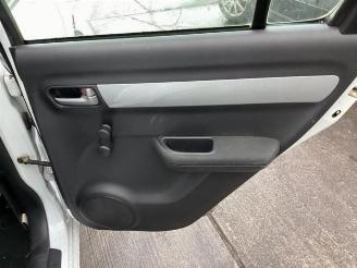 Suzuki Swift Swift (ZA/ZC/ZD1/2/3/9), Hatchback, 2005 / 2011 1.3 VVT 16V picture 24