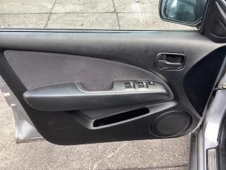 Mitsubishi Outlander Outlander (CU), SUV, 2001 / 2007 2.0 16V 4x2 picture 17