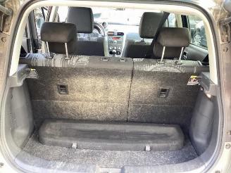 Opel Agila Agila (B), MPV, 2008 / 2014 1.0 12V picture 23