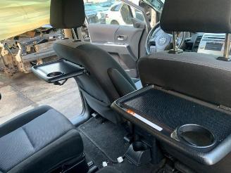 Mazda 5 5 (CR19), MPV, 2004 / 2010 2.0i 16V picture 32