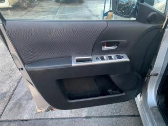 Mazda 5 5 (CR19), MPV, 2004 / 2010 2.0i 16V picture 22