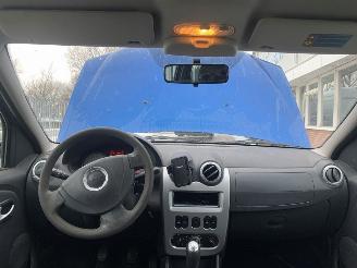 Dacia Logan 1.6 16V Combi/o  Benzine 1.598cc 77kW (105pk) FWD 2007-02/2013-05 (KSD9J; KSD0M; KSD0N; KSDAM; KSDAN; KSR0M; KSR9J; KSRAM; KSRBJ) K4M690; K4MF6; K4M696; K4MH6; K4M697 picture 10