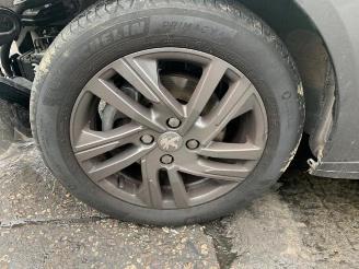 Peugeot 208 208 II (UB/UH/UP), Hatchback 5-drs, 2019 1.2 Vti 12V PureTech 100 picture 10