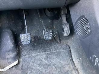 Peugeot 108 108, Hatchback, 2014 1.0 12V VVT-i picture 14