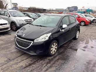 Sloopauto Peugeot 208 208 I (CA/CC/CK/CL), Hatchback, 2012 / 2019 1.0 Vti 12V PureTech 2014/9