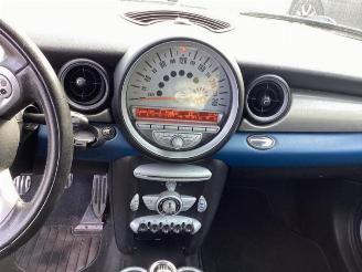 Mini Clubman Clubman (R55), Combi, 2007 / 2014 1.6 16V Cooper S picture 12