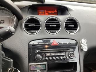Peugeot 308 308 CC (4B), Cabrio, 2009 / 2015 1.6 16V THP 155 picture 17