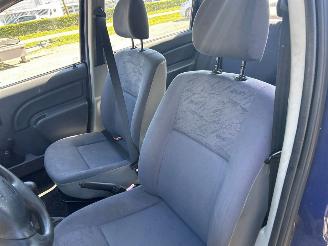 Dacia Logan 1.4 Sedan 4Dr Benzine 1.390cc 55kW (75pk) FWD 2004-09/2012-10 (LSOAH; LS0CH; LS0EH; LS0GH; LSDEAE; LSDAE; LSDAH; LSDEH; LSDJH; LSRAH; LSREH; LSRJH) K7J710; K7JA7 picture 11