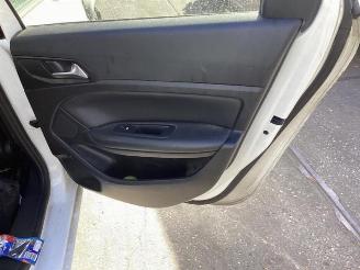 Peugeot 308 308 SW (L4/L9/LC/LJ/LR), Combi 5-drs, 2014 / 2021 1.6 BlueHDi 120 picture 24