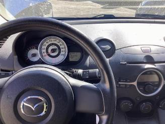 Mazda 2 2 (DE), Hatchback, 2007 / 2015 1.3 16V S-VT picture 14