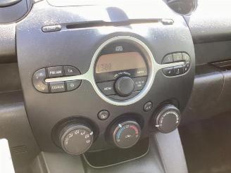 Mazda 2 2 (DE), Hatchback, 2007 / 2015 1.3 16V S-VT picture 16