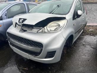  Peugeot 107 107, Hatchback, 2005 / 2014 1.0 12V 2010/7