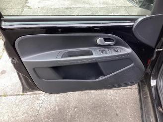 Volkswagen Up! Up! (121), Hatchback, 2011 1.0 12V 60 picture 19