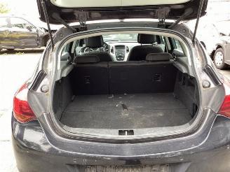 Opel Astra Astra J (PC6/PD6/PE6/PF6), Hatchback 5-drs, 2009 / 2015 1.6 Turbo 16V picture 11