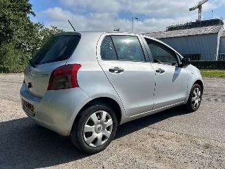 Toyota Yaris 1.0 12V VVT-i Hatchback  Benzine 998cc 51kW (69pk) FWD 2005-08/2011-12 (KSP90) 1KRFE picture 3
