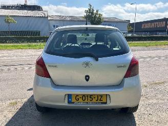 Toyota Yaris 1.0 12V VVT-i Hatchback  Benzine 998cc 51kW (69pk) FWD 2005-08/2011-12 (KSP90) 1KRFE picture 4