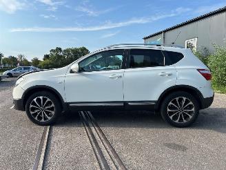 Nissan Qashqai 1.6 16V SUV  Benzine 1.598cc 86kW (117pk) FWD 2010-11/2014-01 (J10A; J10B) HR16DE picture 8