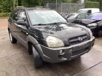 Vrakbiler auto Hyundai Tucson Tucson (JM), SUV, 2004 / 2010 2.0 16V CVVT 4x2 2006/6