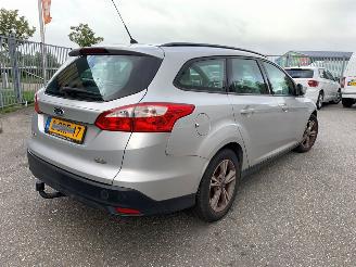 Ford Focus 1.0 Ti-VCT EcoBoost 12V 100 Combi/o  Benzine 998cc 74kW (101pk) FWD 2012-02/2018-05  M2DA picture 5