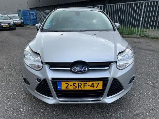 Ford Focus 1.0 Ti-VCT EcoBoost 12V 100 Combi/o  Benzine 998cc 74kW (101pk) FWD 2012-02/2018-05  M2DA picture 2