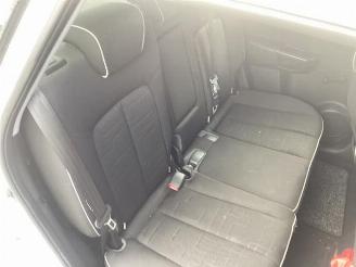 Kia Venga Venga, MPV, 2010 / 2019 1.4 CVVT 16V picture 16
