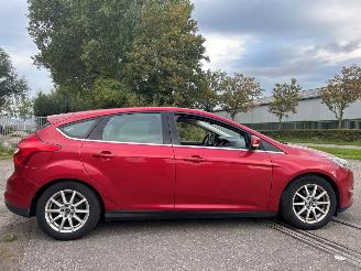 Ford Focus 1.6 TDCi Hatchback  Diesel 1.560cc 85kW (116pk) FWD 2010-07/2017-12  T1DB picture 4