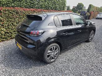 Peugeot 208 1.2 PureTech Active Pack picture 2