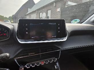 Peugeot 208 1.2 PureTech Active Pack picture 8