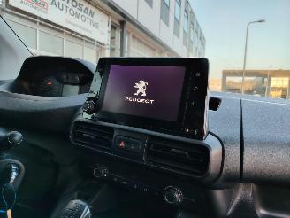 Peugeot Partner Groot Navi MOTORSCHADE! picture 12