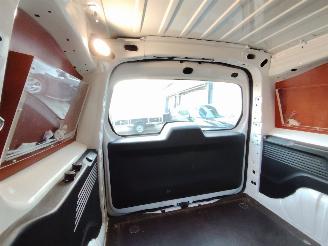 Peugeot Partner Groot Navi MOTORSCHADE! picture 20