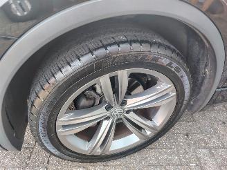 Volkswagen Tiguan 1.5 TSi DSG R-Line ALLSPACE 7 persoons NAP origineel NL picture 19