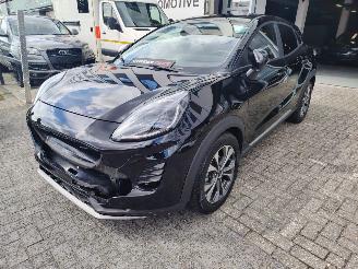 Ford Puma Titanium Camera Stoelverwarming FULL LED 2025 20.000km picture 3