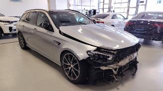 skadebil auto Mercedes E-klasse E63S Facelift Pano Ceramic Schaalstoelen Burmester BOMVOL 2021/10