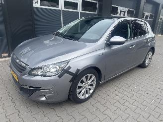 Auto incidentate Peugeot 308 1.2 puretech style PANO 2015/3