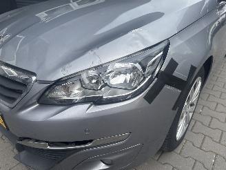 Peugeot 308 1.2 puretech style PANO NAVI picture 16